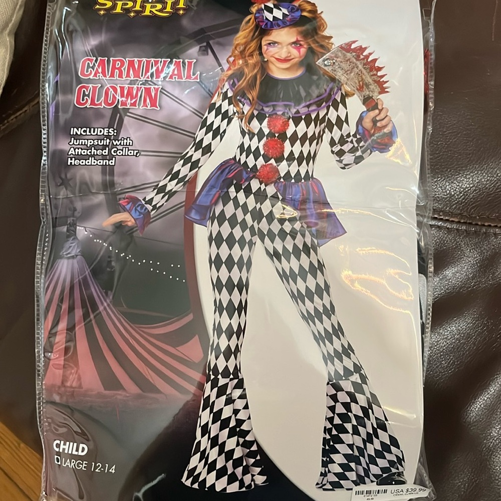 Girls costume